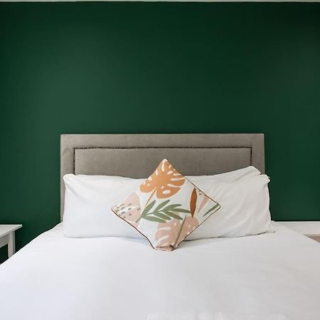 בלפסט Luxury, Sleeps 6, City Centre מראה חיצוני תמונה