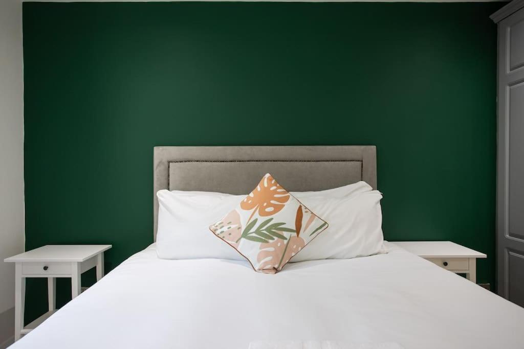 בלפסט Luxury, Sleeps 6, City Centre מראה חיצוני תמונה