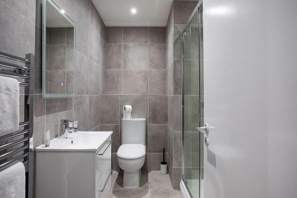 בלפסט Luxury, Sleeps 6, City Centre מראה חיצוני תמונה